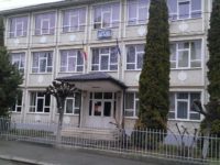 Două colegii din Suceava şi Fălticeni, dar şi două şcoli din Salcea şi Vatra Dornei trec la scenariul roşu