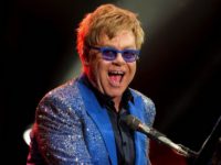Elton John a anulat mai multe concerte în SUA, după ce a contractat o infecţie bacteriană