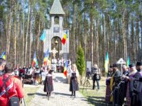 „Masacrul de la Fântâna Albă a fost organizat de serviciile secrete româneşti, fiind împuşcate 50 de persoane”
