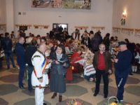 Numeroşi participanţi la concursurile de încondeiat ouă de la Ciocăneşti