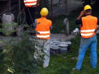 Zeci de suceveni amendaţi pentru că au acceptat să muncească la negru