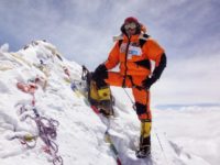 Horia Colibăşanu a urcat pe Everest fără oxigen suplimentar şi fără ajutorul unei echipe de şerpaşi