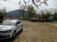 Marfă confiscată şi amendă de 15.000 lei pentru un transport ilegal de material lemnos