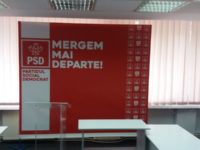 Mandatele primarilor din Frasin, Ostra, Stulpicani, Frumosu, Stroieşti, Moara, Ulma şi Păltinoasa au încetat de drept după ce ei au semnat adeziuni la PNL