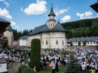 Rugă sfântă şi cânt din inimă pentru Sfântul Ştefan cel Mare