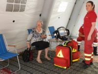 Cazuri sporadice de lipotimie, hipocalcemie sau hipoglicemie, posibil cauzate de căldură