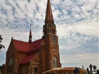 Pelerini din ţară şi străinătate sunt aşteptaţi la Sanctuarul marian naţional de la Cacica în zilele de 14 şi 15 august