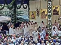 Trăim într-o lume zbuciumată, care vrea să trăiască şi să călătorească fără Dumnezeu