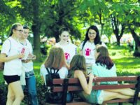 Voluntarii, soldaţi ai binelui într-o lume a răului