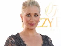 Christina Applegate a anunţat că a fost diagnosticată cu scleroză multiplă