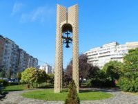 Sens giratoriu la intersecţia Căii Obcinilor cu bulevardele 1 Mai şi 1 Decembrie 1918