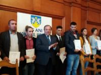 Şase suceveni medaliaţi cu aur la campionate mondiale şi europene şi doi antrenori, premiaţi de CJ Suceava