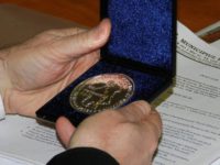 Medalie aniversară „630 de ani de la atestarea documentară a oraşului Suceava”