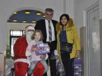 „Vine, vine Moş Crăciun”