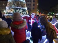 DSC Dragon Star Curier dă startul celei de-a doua ediții a campaniei „Magia Cadourilor” – Fii Moș Crăciun pentru un copil defavorizat