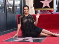 Actriţa Eva Longoria a primit o stea pe Walk of Fame din Hollywood