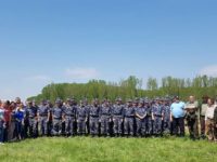 Echipa „10 pentru folclor”, la campania de reîmpădurire de la Dolhasca