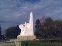 Primăria Rădăuţi a anunţat finalizarea lucrărilor de reabilitare a statuii ecvestre a lui Bogdan Vodă