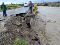 Podul de la Milişăuţi, peste râul Suceava, în pericol de prăbuşire !