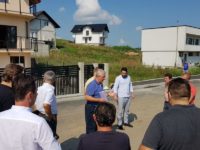Primarul Ion Lungu s-a întâlnit cu tinerii care şi-au construit case în cartierul „Europa”