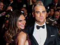 Robbie Williams şi soţia sa, Ayda Field, au devenit părinţii unei fetiţe