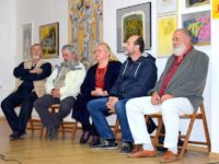 Ipostazele mărului într-o expoziţie de artă plastică