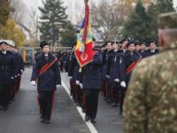 Participare în premieră la parada militară naţională