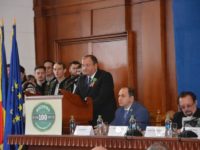Şedinţa solemnă la Centenarul Unirii Bucovinei cu România a început în sunetele clopotelor Putnei şi Voroneţului