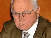 „Comunitatea rădăuţeană şi identitatea sa, la Centenarul Marii Uniri”, de Petru Bejinariu