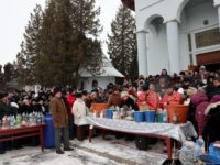 Cruci de gheaţă la Bobotează şi la Fălticeni