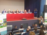 Problema gestionării deşeurilor, dezbătută de reprezentanţi ai administraţiilor din Suceava, Iaşi şi Botoşani