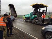 Gheorghe Flutur anunţă începerea lucrărilor de reparaţii la drumurile judeţene afectate: Am cerut să se deschidă mai multe fronturi de lucru