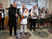 Aproape 100 de ani de când la Ciocăneşti se încondeiază ouă