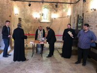 Programul Ştefanian a fost deschis cu o slujbă de pomenire a domnitorilor Moldovei în capela Cetăţii de Scaun a Sucevei