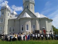 Ştefan cel Mare sărbătorit pe pământul său şi în biserica sa din nordul Bucovinei