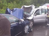 Cinci persoane rănite în urma unui accident rutier la Vama