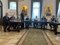 Să facem demersuri pentru realizarea autostrăzilor care să lege Suceava de vestul Europei şi de Bucureşti