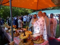 Hram la Schitul Mănăstioara