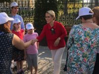 Turneul de „ascultare” al Ramonei Ioana Bruynseels în regiunea Moldovei s-a încheiat cu oraşele Iaşi şi Suceava