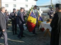 Coroane de flori pentru eroii Revoluţiei