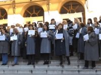 Grefierii suceveni au protestat prin blocarea instanţelor şi parchetelor