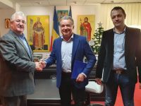 Primarul Sucevei a semnat contractul de execuţie pentru amenajarea zonei de agrement de pe râul Suceava