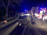 Coliziune între un autotren, o autoutilitară şi un autoturism