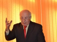 „Sînt în situaţia bogatului din pilda evanghelică...“