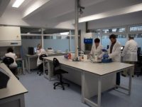 Universitatea „Ştefan cel Mare” a implementat o linie semiautomată de testare Covid-19