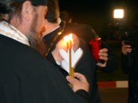 Lumina Sfântă de la Ierusalim va fi adusă pe calea aerului sâmbătă