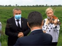 „Momentul artistic” de la şantierul şoselei de centură Rădăuţi a fost o iniţiativă a viceprimarului