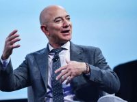 Averea lui Jeff Bezos, fondatorul Amazon, creşte cu 13 miliarde de dolari într-o singură zi