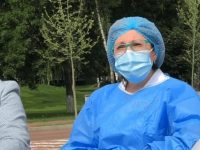 Şefa Secţiei Boli Infecţioase din SJU Suceava, dr. Monica Terteliu, îndeamnă sucevenii să poarte mască şi transmite că nu se poate vorbi încă de relaxare