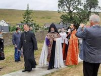 Credincioşii au urcat în genunchi dealul Mănăstirii Hagigadar